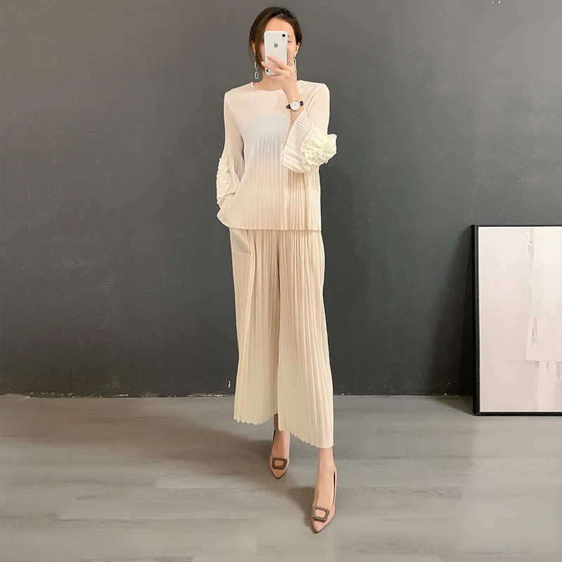 

Pant Suits For Women Spring Summer Fashion 2PCS Set Round Neck Loose Tops + Wide-Leg Miyake Pleated Trousers