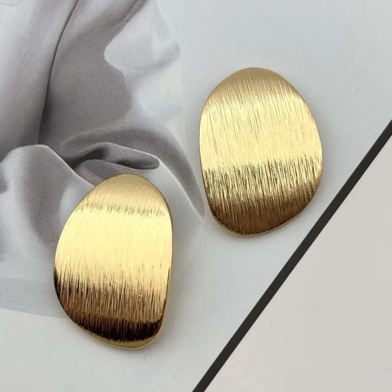 New Simple Irregular Geometric Personality Metal Stripe Wire Drawing Stud Earrings for Women Retro Creative Party Jewelry Gift