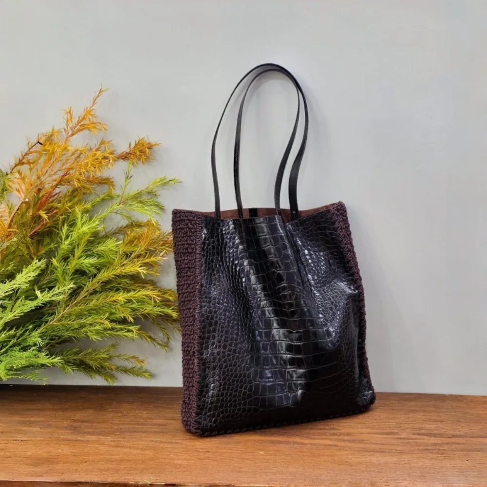 Crocodile Pattern First Layer Cowhide with Literary Retro Relaxation Large Capacity Underarm Handbag Female Texture Fashion