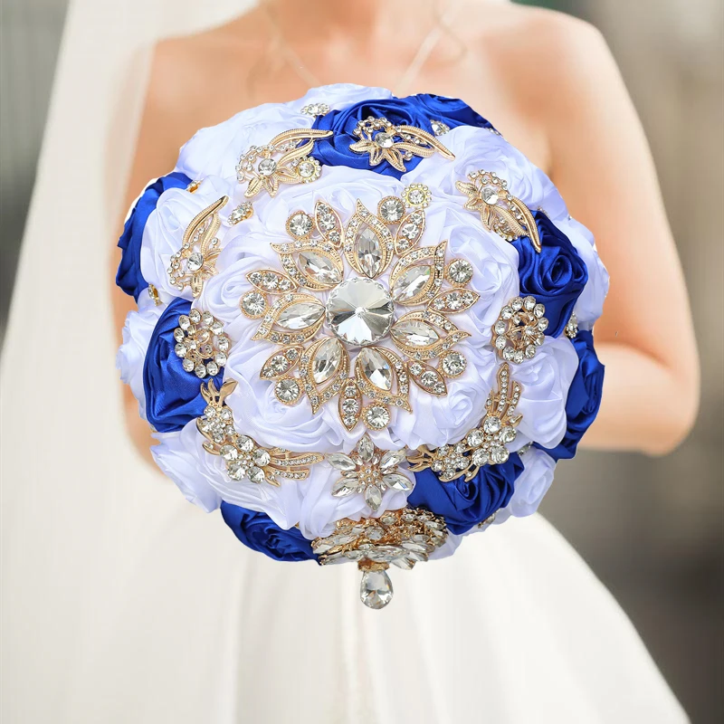 

Roral and White Wedding Bridesmaid Handheld Bouquet