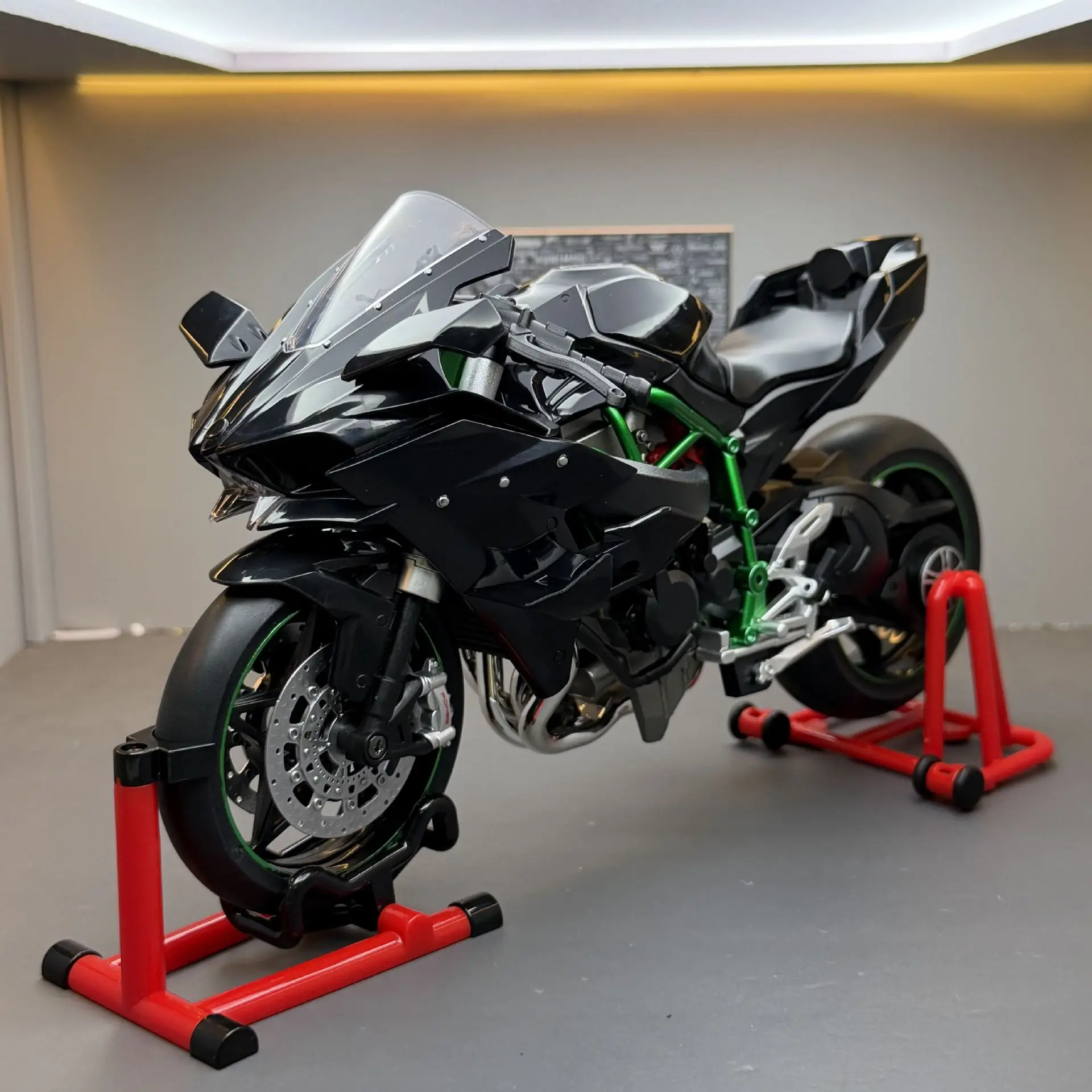 

Spray 1:9 H2R Motorcycle Simulation Sound Light Fast And Furious Kids Gifts Collection value Display