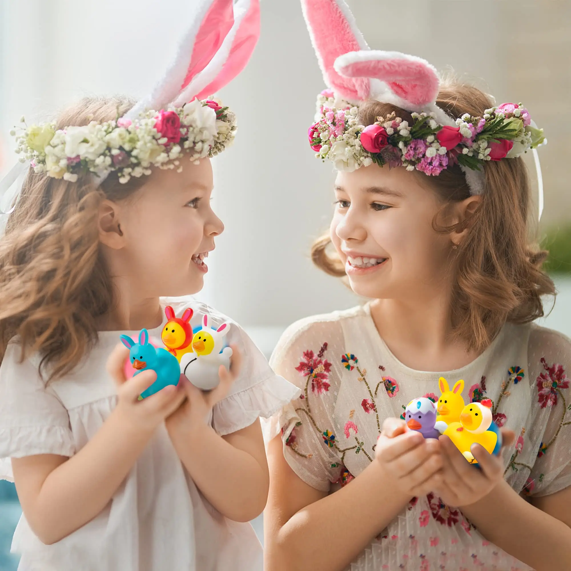 12 anatre di gomma pasquali, papaveri di gomma coniglietto da 2,1 pollici, giocattoli assortiti di anatre sfuse, imbottitura per cestini e bomboniere