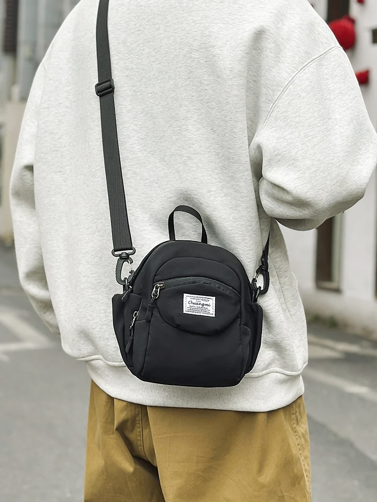 

Trendy Multi-Layer Casual Crossbody Bag ex Lightweight Handbag Street Sle Faion Small Pouch for Men And Women