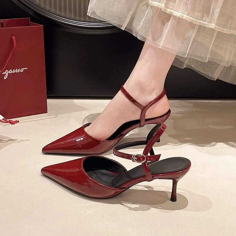 

Новинка 2025, летние дизайнерские женские туфли-лодочки на высоком каблуке, шлепанцы с пряжкой и ремешком, пикантные женские туфли с острым носком для свадебного банкета