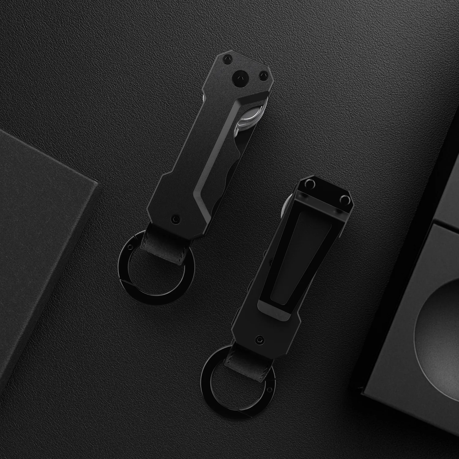 منظم مفاتيح ألومنيوم مدمج مع حلقة تسلق - يحمل بشكل آمن من 1 إلى 6 مفاتيح، سلسلة مفاتيح محمولة للرجال مفتاح EDC