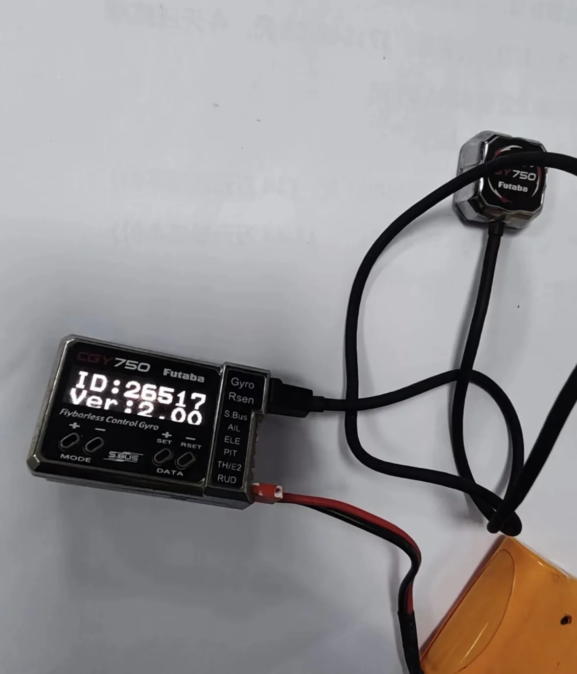 Used Futaba CGY750 Flybarless 3 Axis Gyro w/Governor & Control Unit - Good Condition for RC helicopter