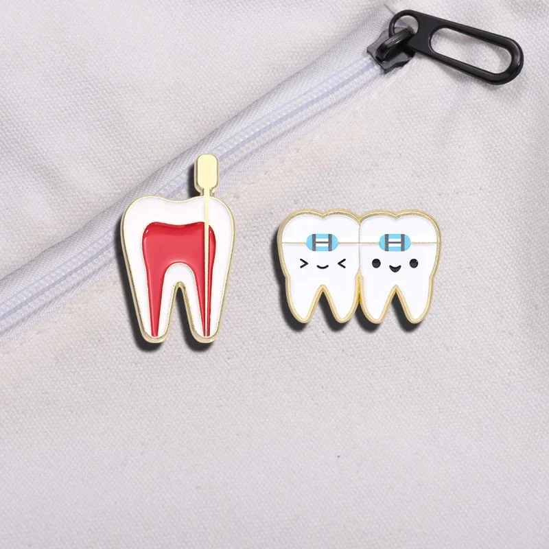 Cartoon Tooth Medical Enamel Pins Funny Tooth Red Oral Care Dental Brooches Backpack Lapel Badge Jewelry Gift for Doctors Nurses