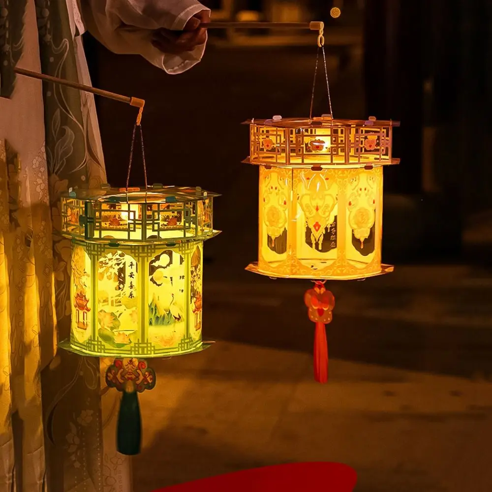 Cartoon Snake Year Lantern Chinese Style Handmade Projection Lantern Traditional Handheld Lantern LED Light Glowing Lantern