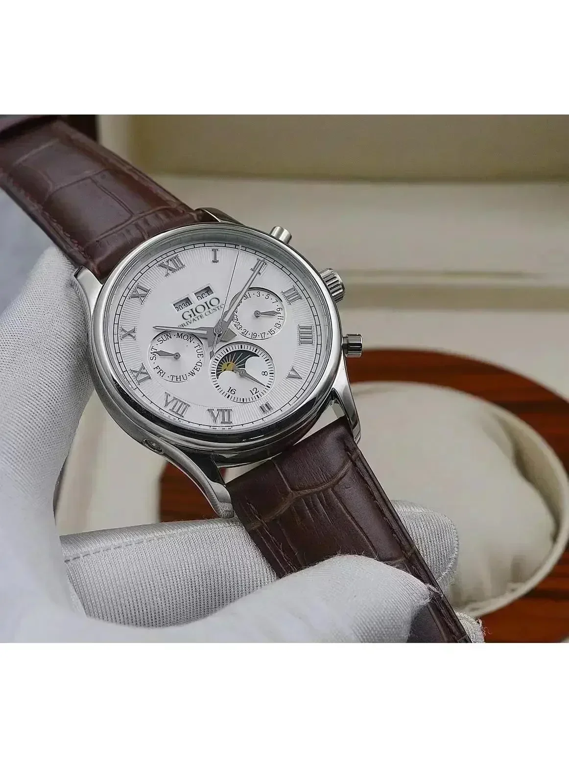 Рисунок 3 - Роскошные новые автоматические