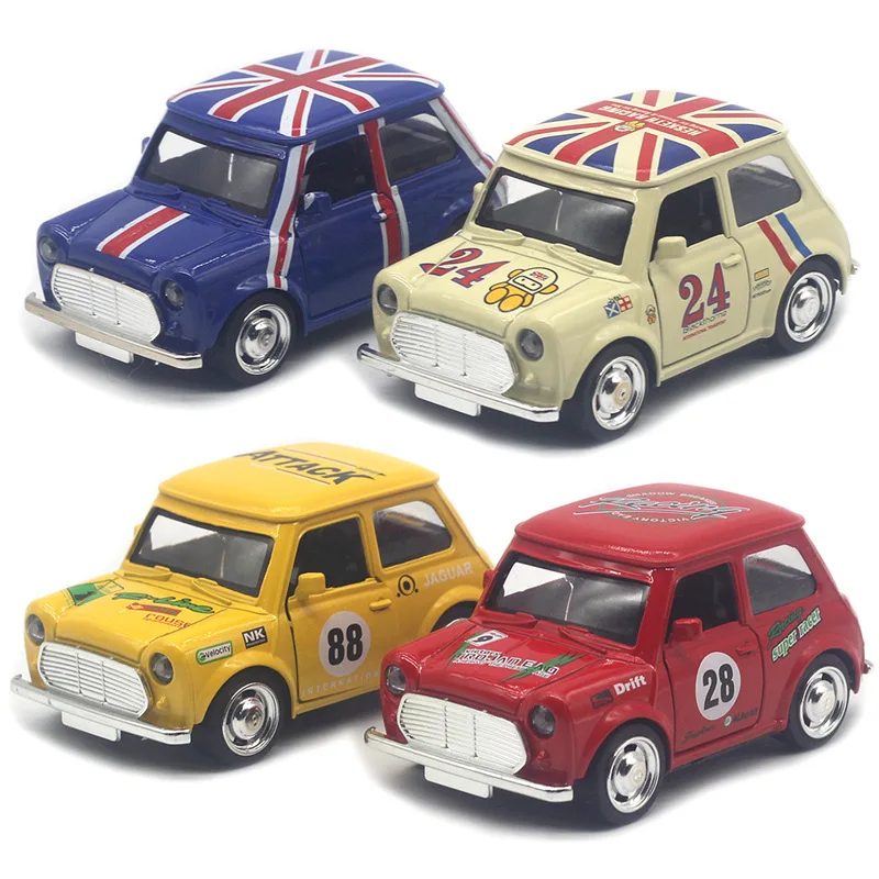 

Миниатюрная модель автомобиля из сплава 1:36, Q-версия, с открывающимися дверями, для декора торта, хит продаж на международном рынке