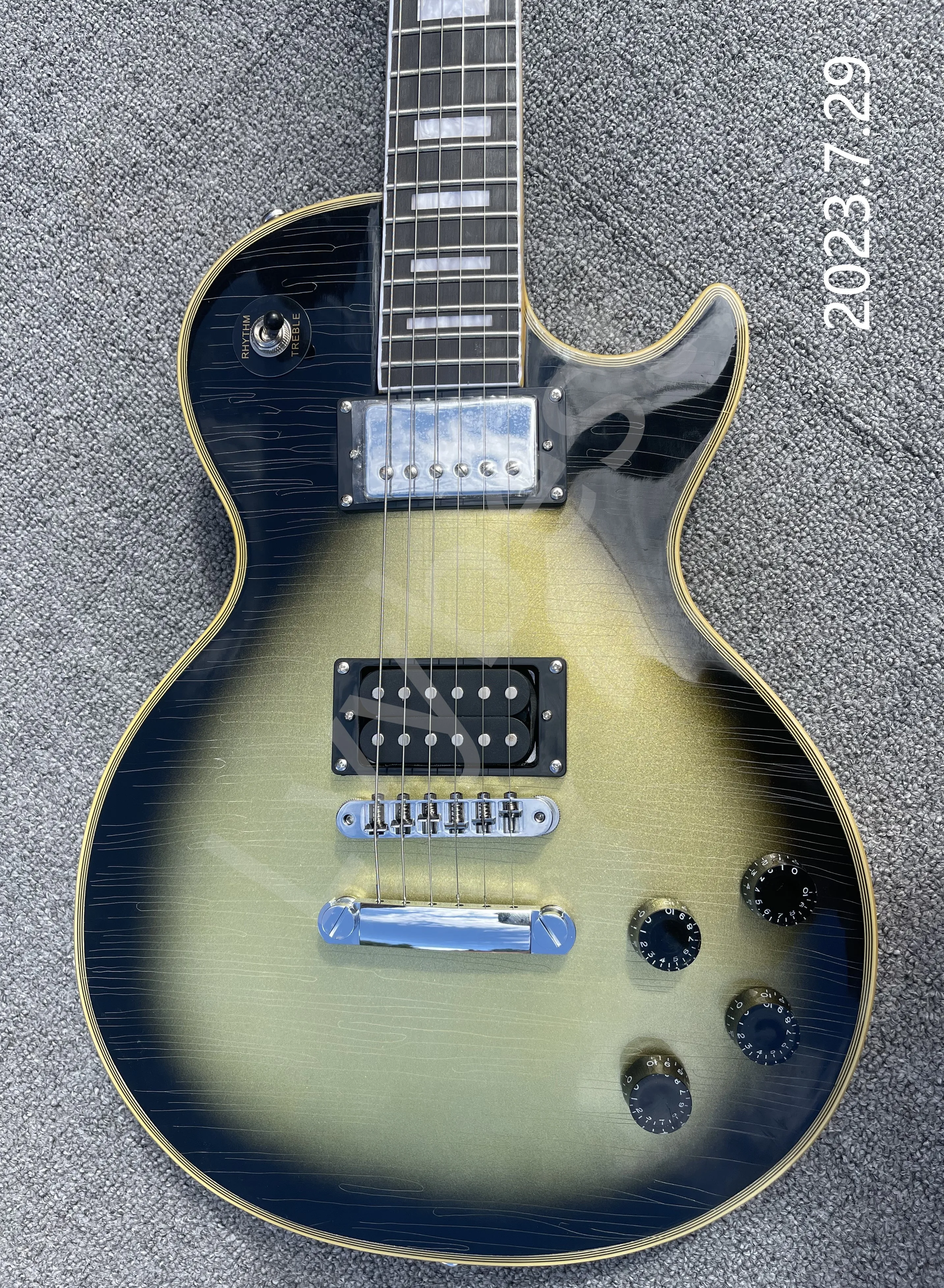 Electric Guitar Solid Maple Board Top Relic Work Crack Lines Yellowish Aged BindingSilver Burst Black Edge EBONY Fingerboard Fr