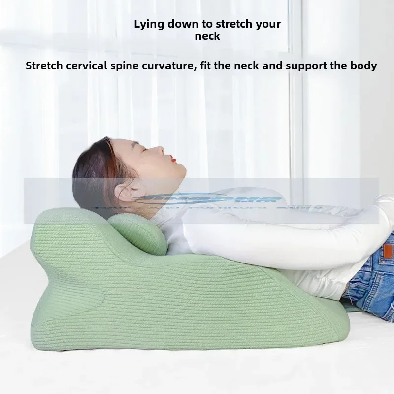 Sleeping on the bed, looking at your phone, using a memory foam pillow as an assistive device to protect your neck