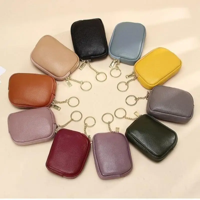 Braune Geldbörse aus PU-Leder mit Litschi-Struktur, robustem Reißverschluss und Schlüsselring für den täglichen Gebrauch zum Tragen von Bargeld, Karten, Lippenstift und kleinen Utensilien. – Detail 8