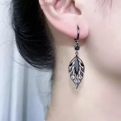 Retro Exquisite Black Hollow Crystal Leaf Drop Dangle Earrings for Women Personality Design Korean Earrings Party Jewelry Gift