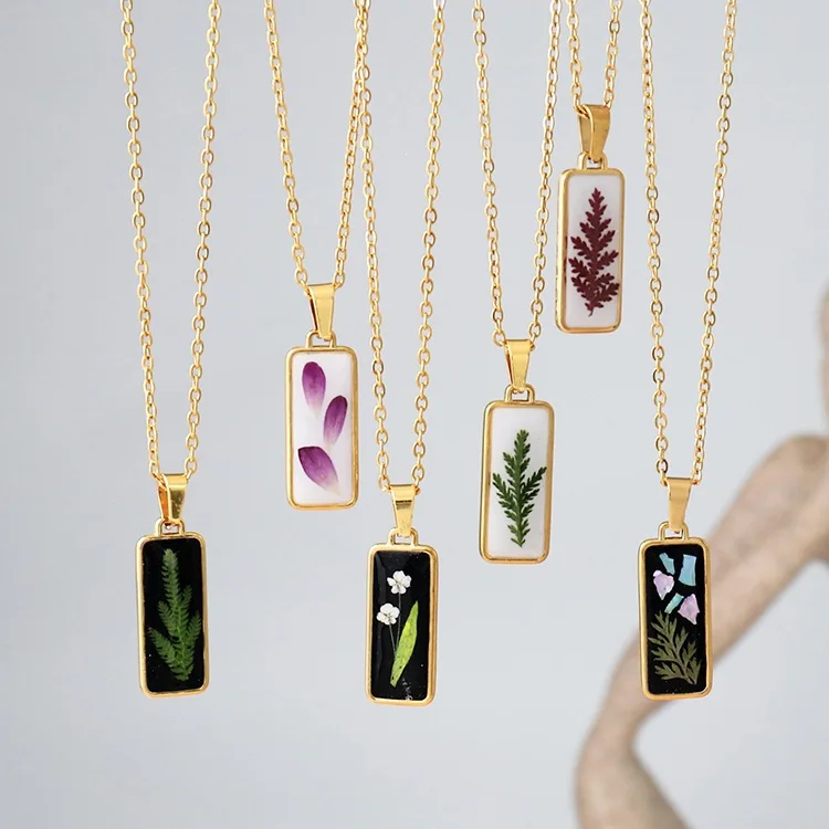 6pcs New Flower Charm Necklaces Handmaking Epoxy Resin Pressed Flower Pendant Neckalce Jewelry Wholesale Custom Packaging