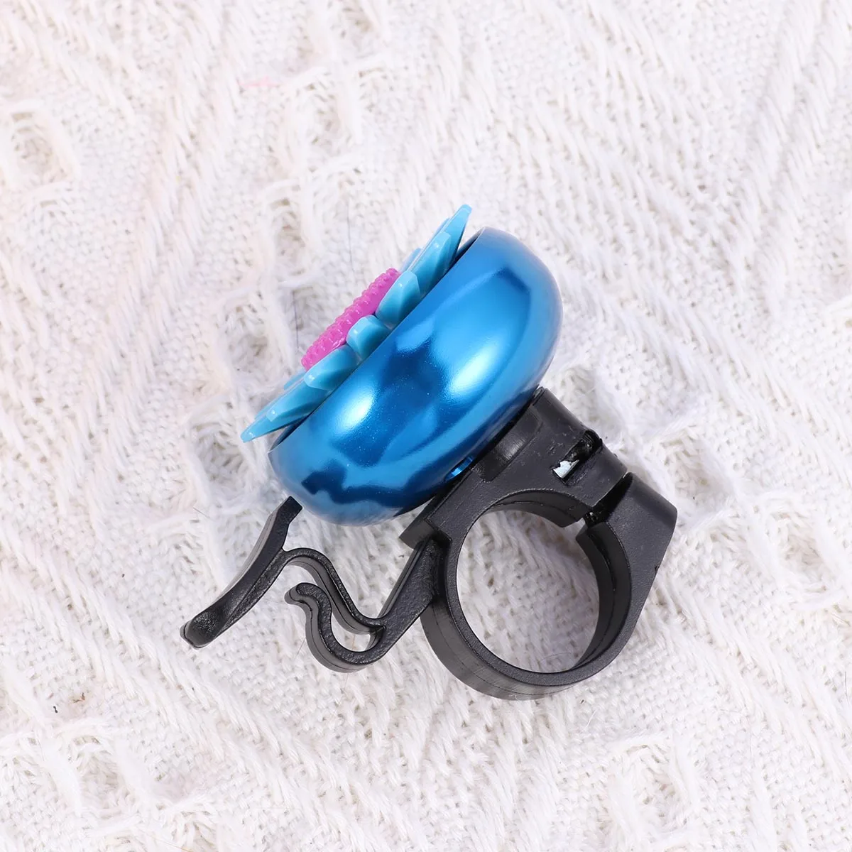 

Sunflower Shaped Bike 2.2Cm Handlebar Ring Bell For s Folding Cruiser Bicycles Lightweight Easy Install Crisp Sound Cycling