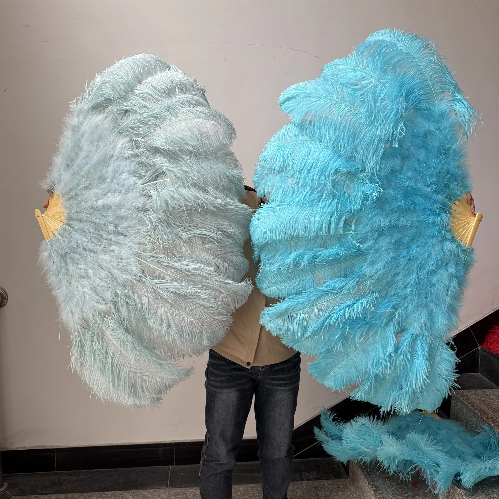 Light Blue Fluffy Ostrich Feather Fans 100CM 130CM Sky Blue Big Feather Fan Party Carnival Dance Performance Hands Held Folding