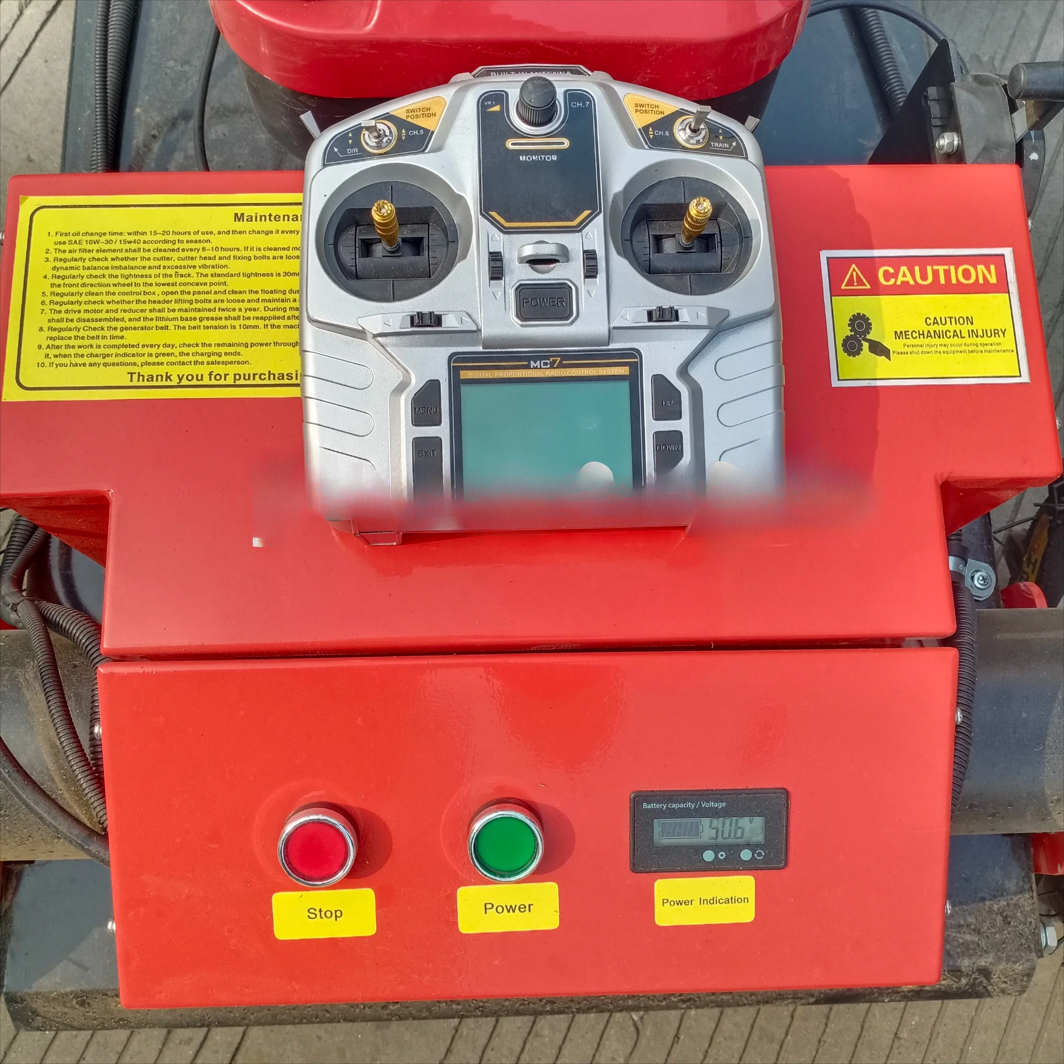 Tosaerba telecomandato HT550: Motore Longcin da 196cc