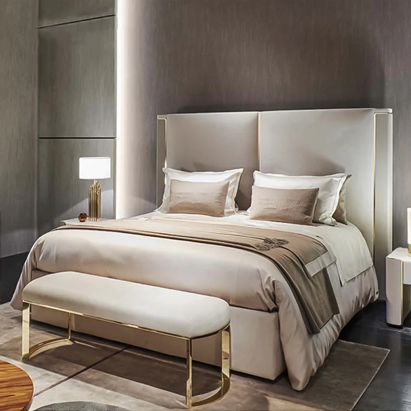 Cama de couro leve e luxuosa