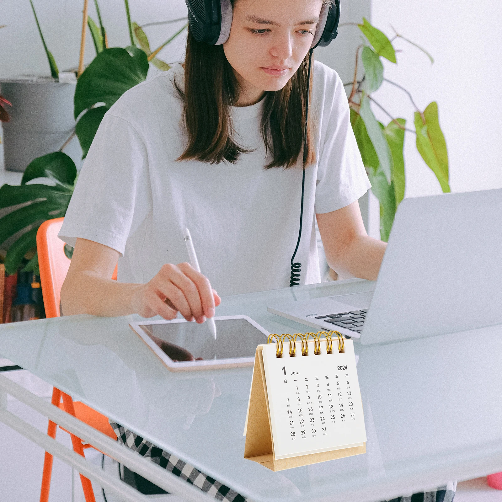 

Mini Desk Calendar 2024 Small Calendars Cute Tabletop Standing Decor Thick Paper Simple Chic Design Schedule Planning