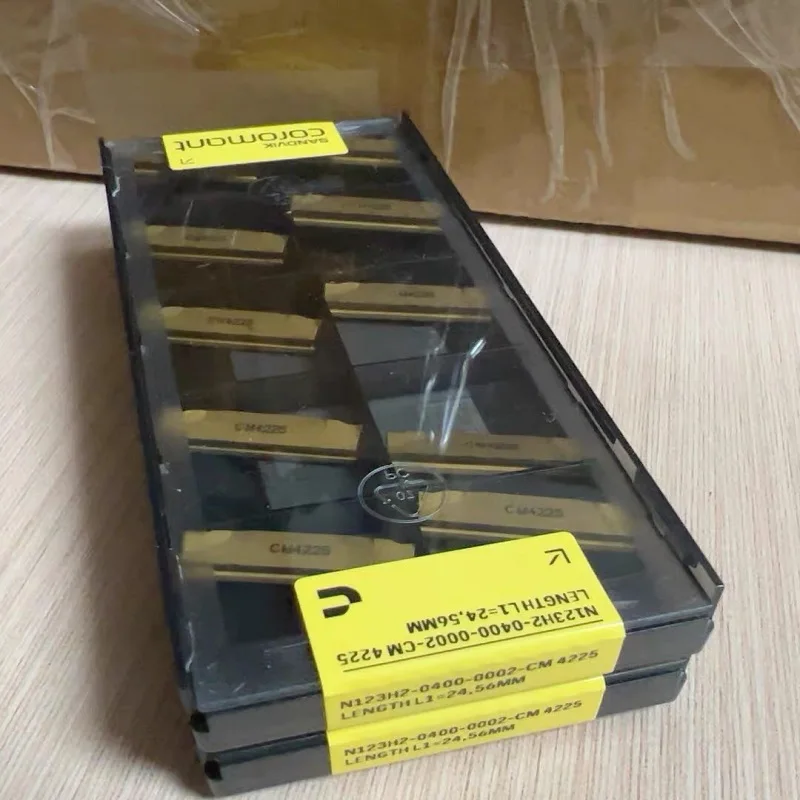 

Hard alloy cutting blades N123H2-0400-0002-CM 4225