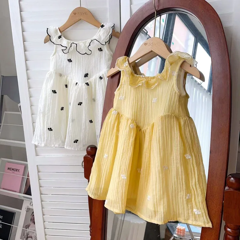 2024 Summer New Arrival Girls Sleeveless O Neck Embroidery Floral Yellow Dress Infantil Menina Cute Party Dress Custume 8-12T