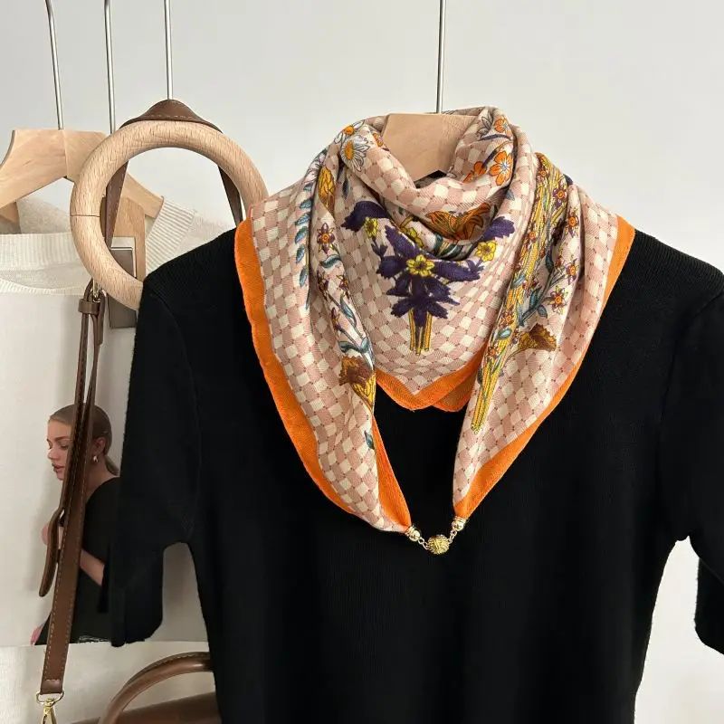 

2026New Fashion Small Gold Ball Magnetic Buckle Flower Print Elegant Fashion Women's Warm Neck Decorative Silk Scarf