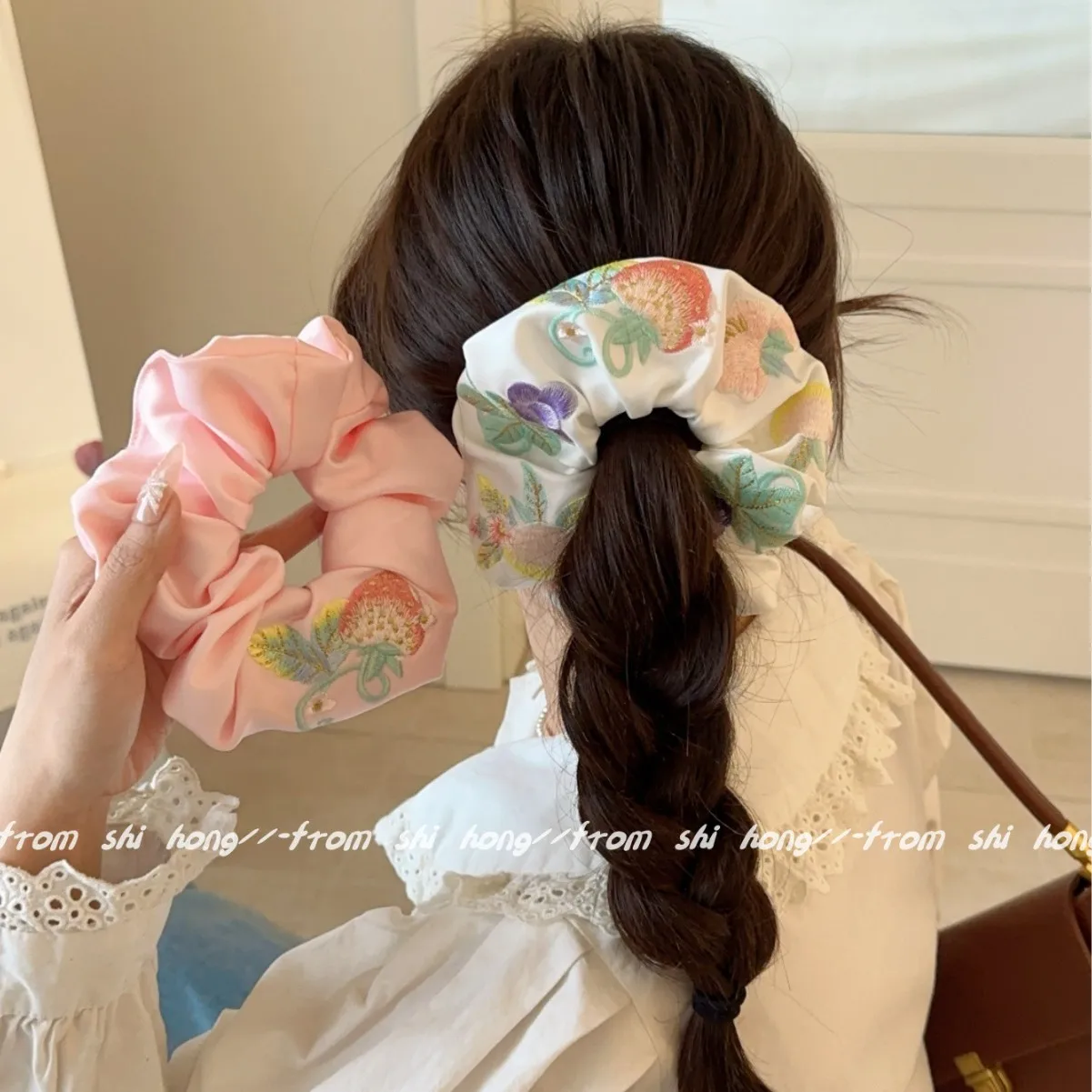 

Satin Embroidered Hairband French Countryside Large Intestine Hairband Artistic Style Elastic Hairstring Hair Accessories New