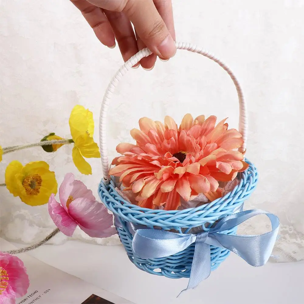 

Imitation Rattan Round Small Flower Basket Decorative Pink/Purple/Orange/Blue/Yellow Woven Hand-held Flower Basket with handle