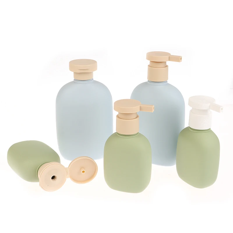 ขวดพลาสติกแบบฝาพลิกแบบเติมได้และกระปุกครีมเครื่องสำอาง - สิ่งจำเป็นสำหรับการเดินทางสำหรับโลชั่นแชมพูเจลทำความสะอาดมือ