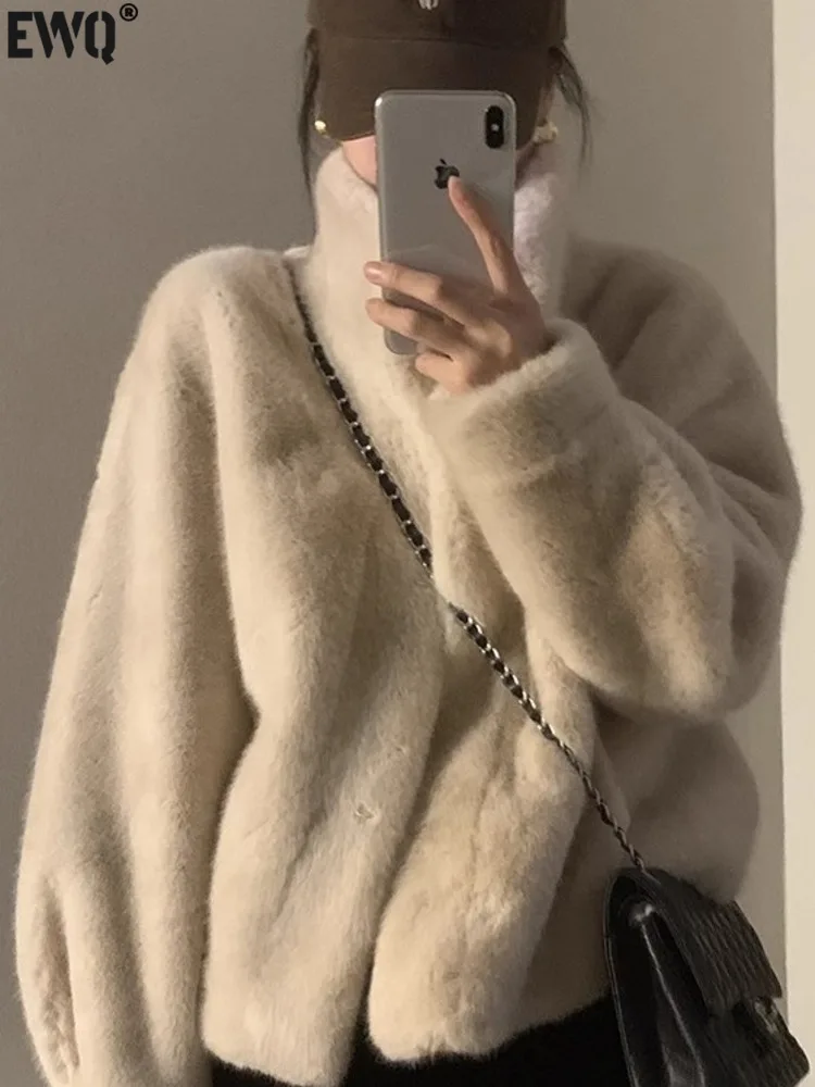 [EWQ] Fashion Faux Fur Coat Stand Collor All-match Women Winter Keep Warm Short Furry Mink Fur Outerwears 20224 New Tide 16O3140