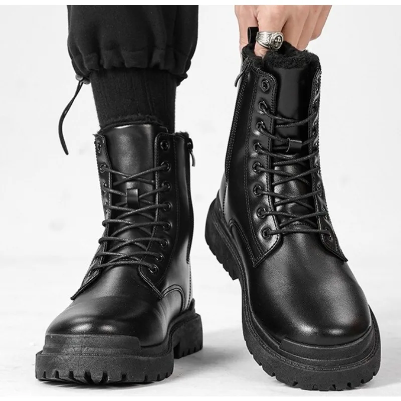 

Men's Boots for Autumn and Winter 2026, New Workwear Boots with Anti Slip and Waterproof Midsole, British Leather Shoes for Men