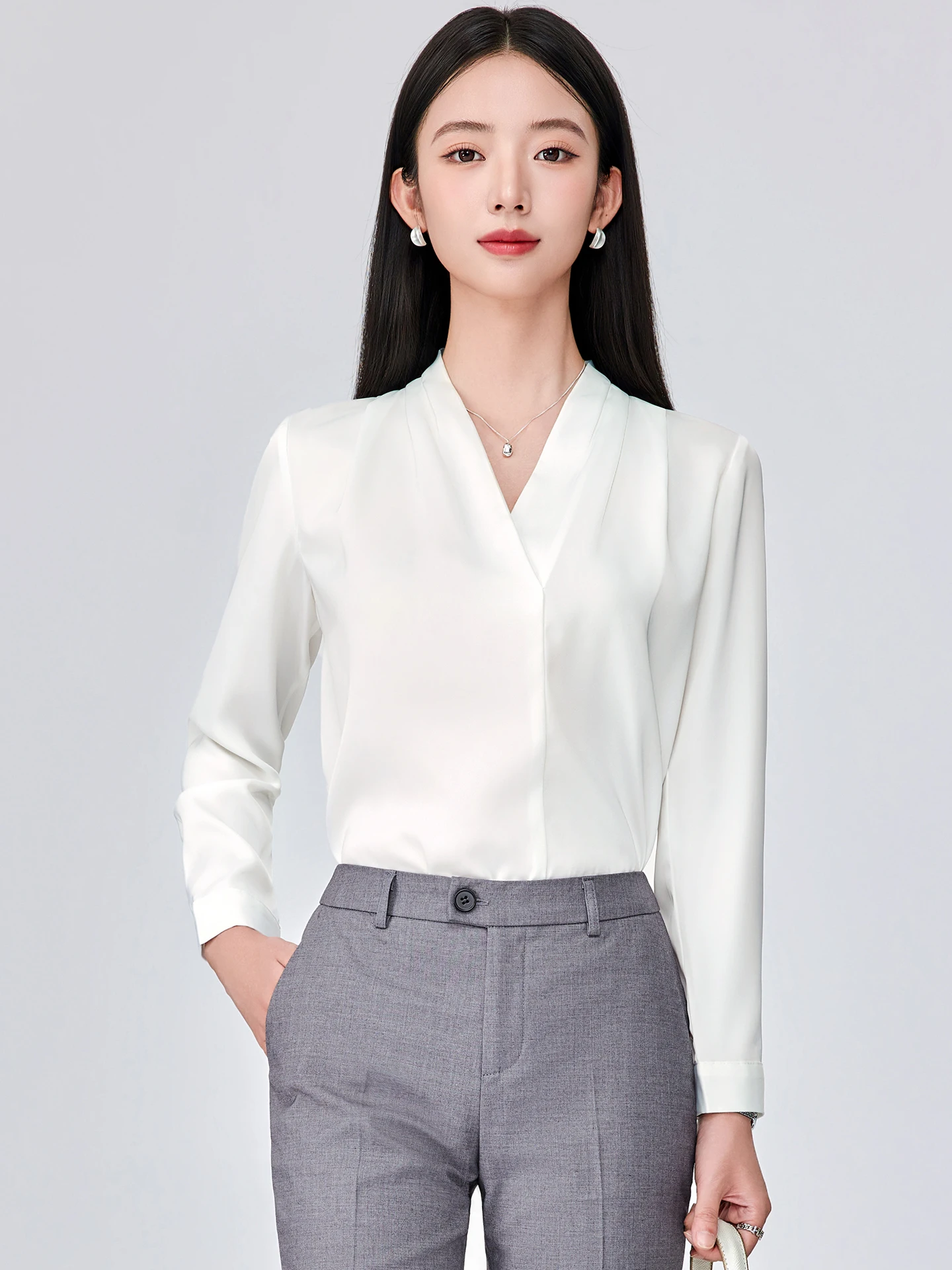 

Элегантная белая женская рубашка с V-образным вырезом, профессиональная, для собеседований, как внутренний слой к костюму, из шифона, в деловом стиле, с длинным рукавом, из полиэстера