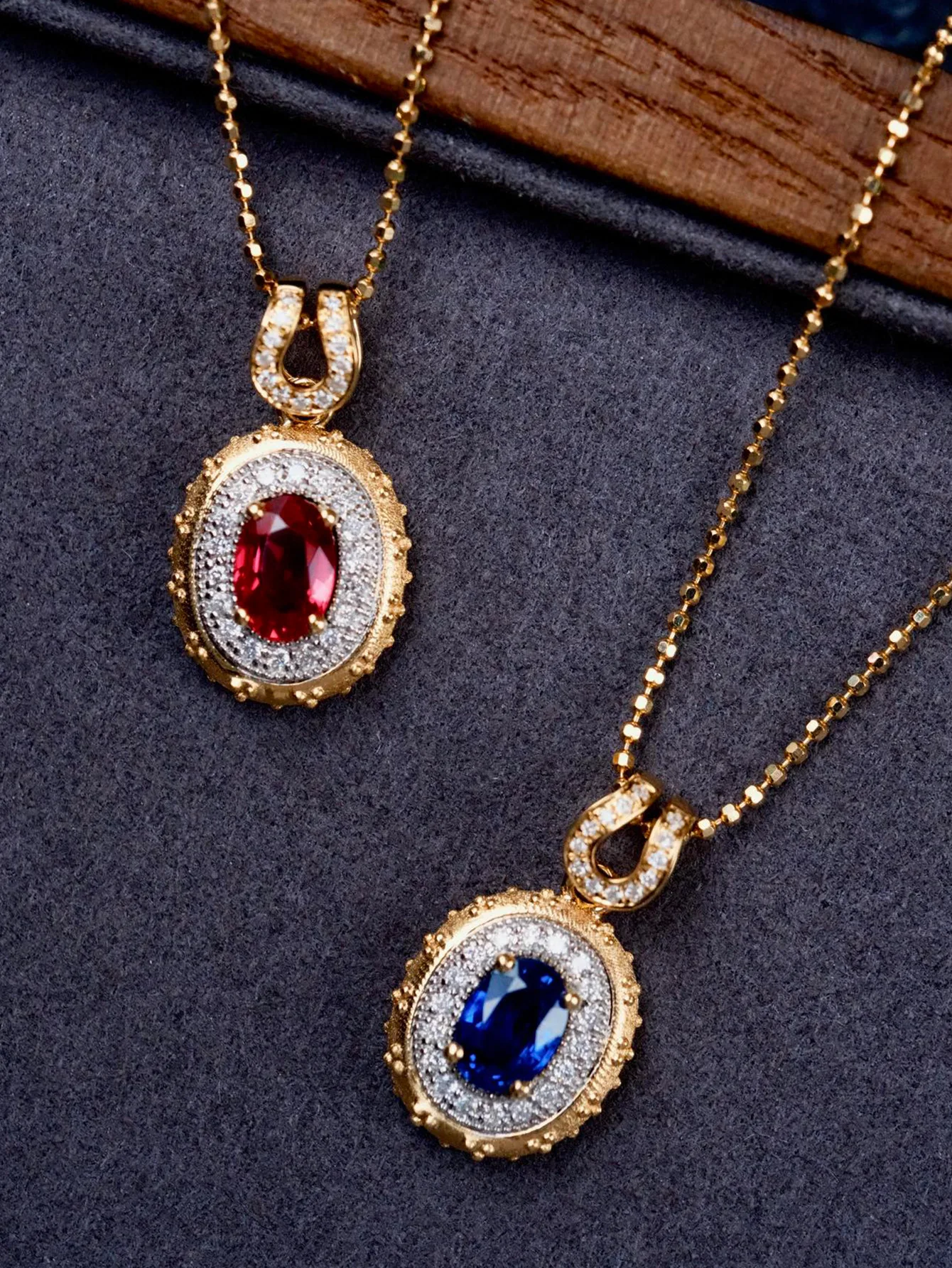 

Роскошный дизайн, серебро 925, натуральный пегон, кровь, рубин, овальный кулон, синий сапфир, геометрическое колье, ожерелья для женщин, ювелирные изделия