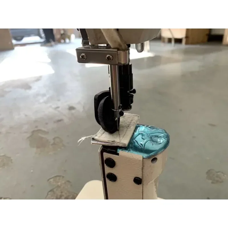 

YT-810/820 Industrial High Head Single Needle Double Needle Post Bed Sewing Machine For Shoes