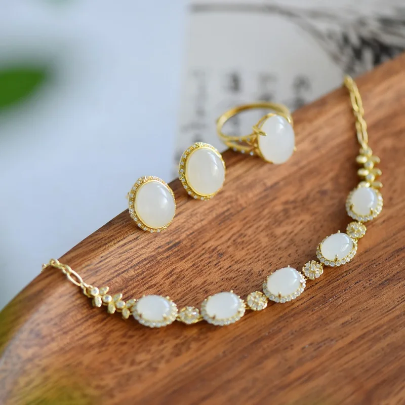 

Набор из трех предметов из серебра 925 пробы с белым нефритом Хэтиан, новый стиль, модный, универсальный