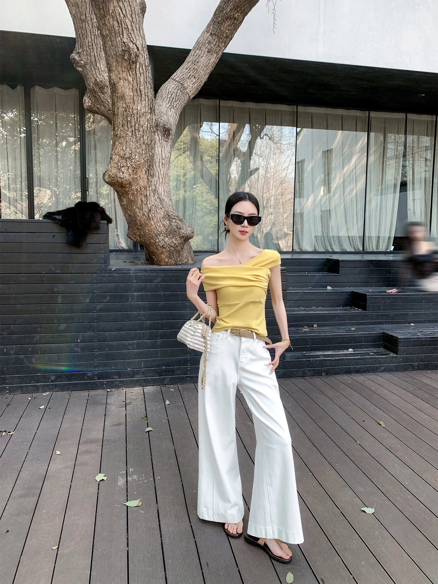 

Binguo Vintage Beige Casual Straight Leg Jeans Women's Versatile High Waist Lengthening Wide Leg Pants Elegant Style Spring S...