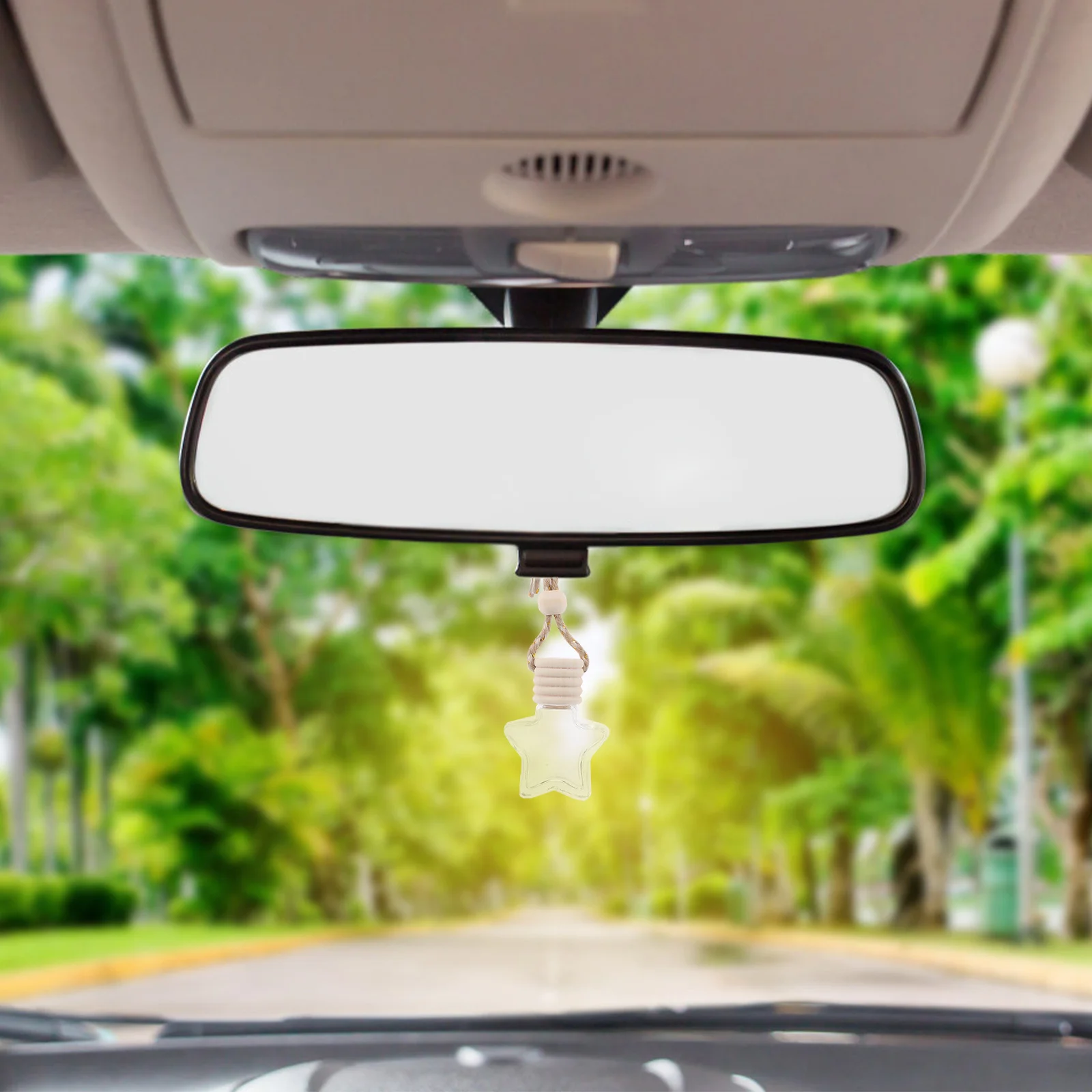 

2Pcs Star-Shaped Car Pendant Empty Aromatherapy Hanging Bottle Refillable Glass Diffuser Perfume Decoration Fragrance Pendant