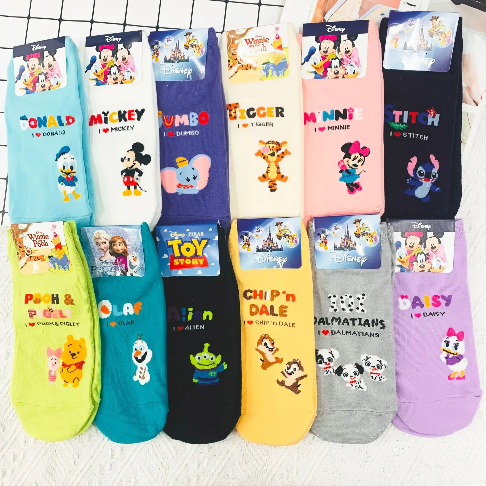 Calcetines cortos de algodón con dibujos animados de Disney para niña, medias de tubo con dibujos animados de Mickey y Minnie, novedad