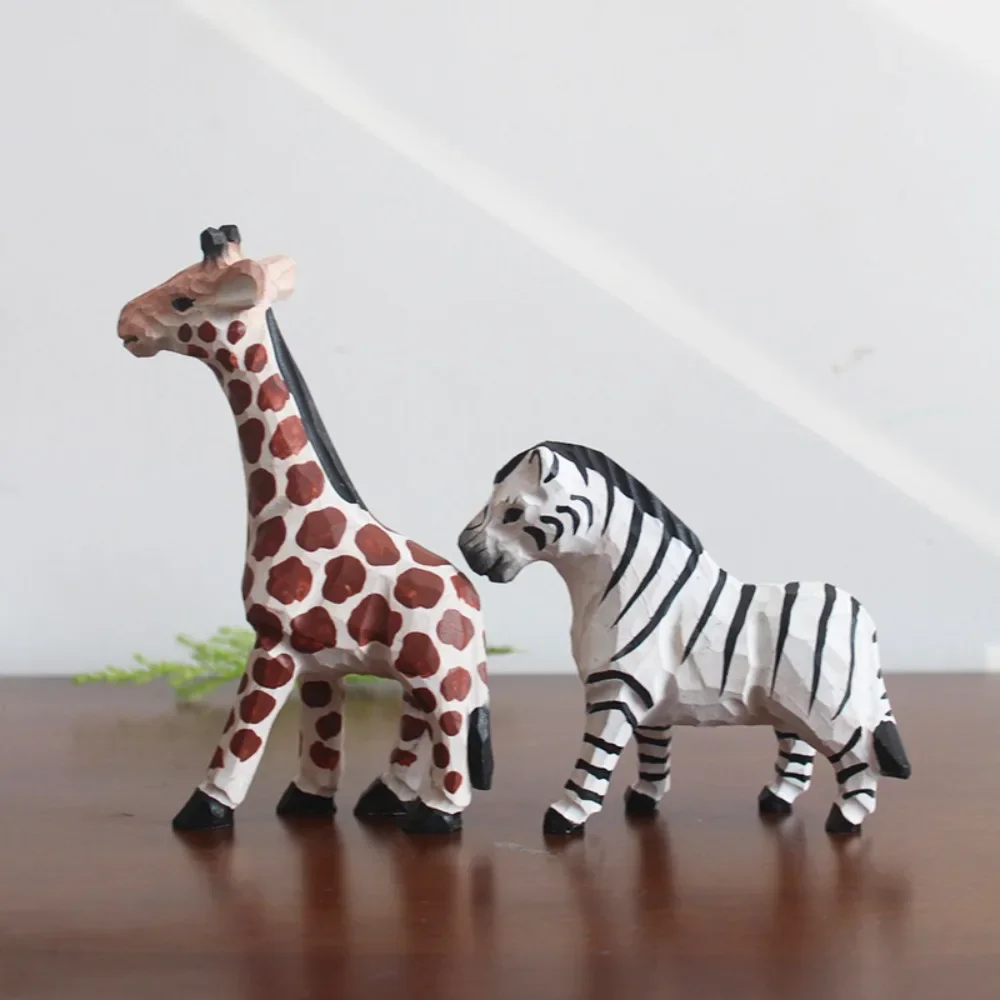 Creative Handmade Log Carving Giraffe Sculpture Ornaments Living Room Wine Cabinet Tabletop Zebra Statue Crafts Birthday Gifts