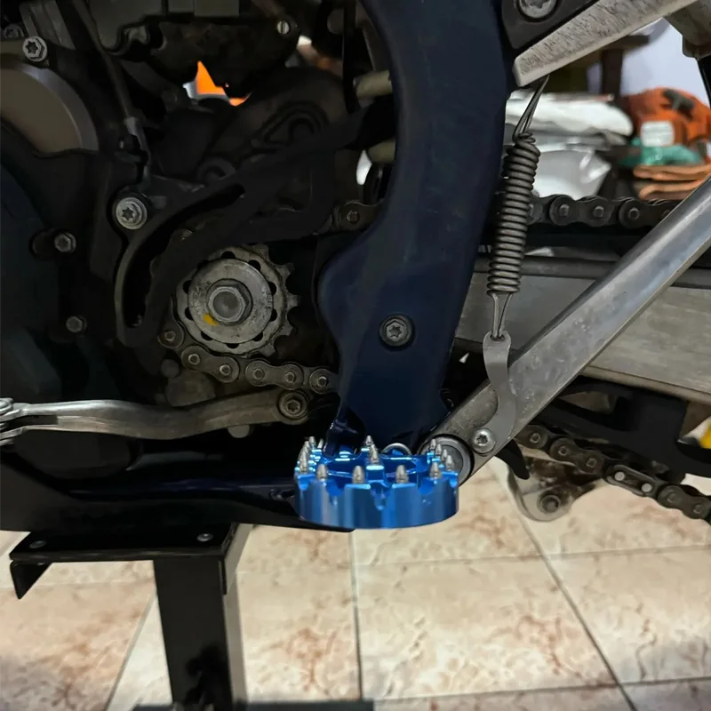 NICECNC لـ Husqvarna TE 300 250 FE 350 FE 450 FE 501 2017-2023 أوتاد القدم مسند القدم مساند TX 300 TC 250 FX FC 350 450 #3