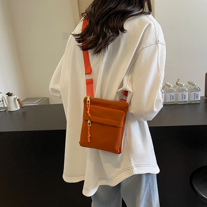 

Unisex Small Square Bag Adjustable Strap Travel Crossbody Bag Solid Color Simple Satchel Bag Female Male Outdoor Bag