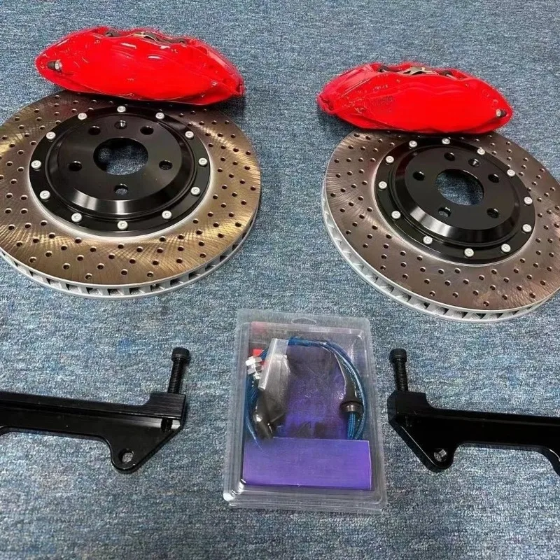 

Big Four Piston Brake Caliper Set Suitable for 17 Inch High Precision Braking