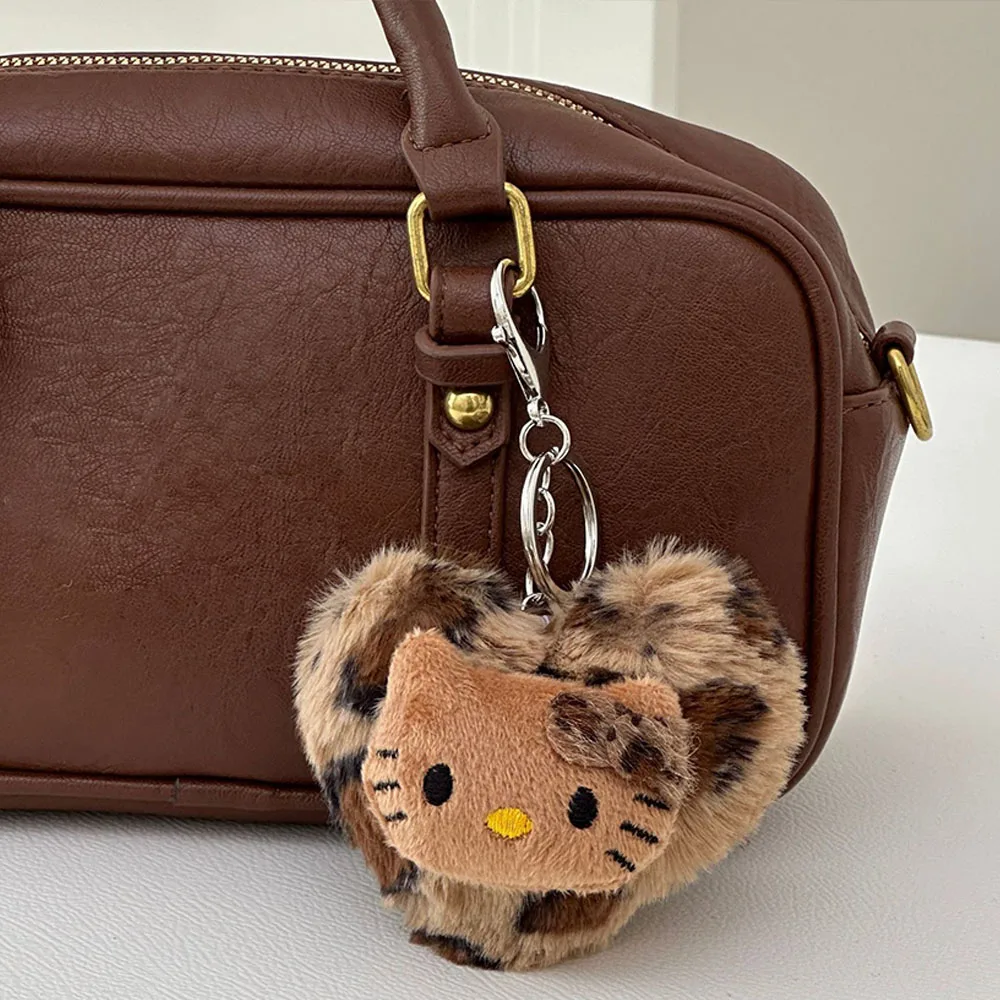 Sanrio Hello Kitty Portachiavi per bambole retrò con stampa leopardata Kawaii Anime Toy Cartoon Fashion Bag Accessori Portachiavi Regali