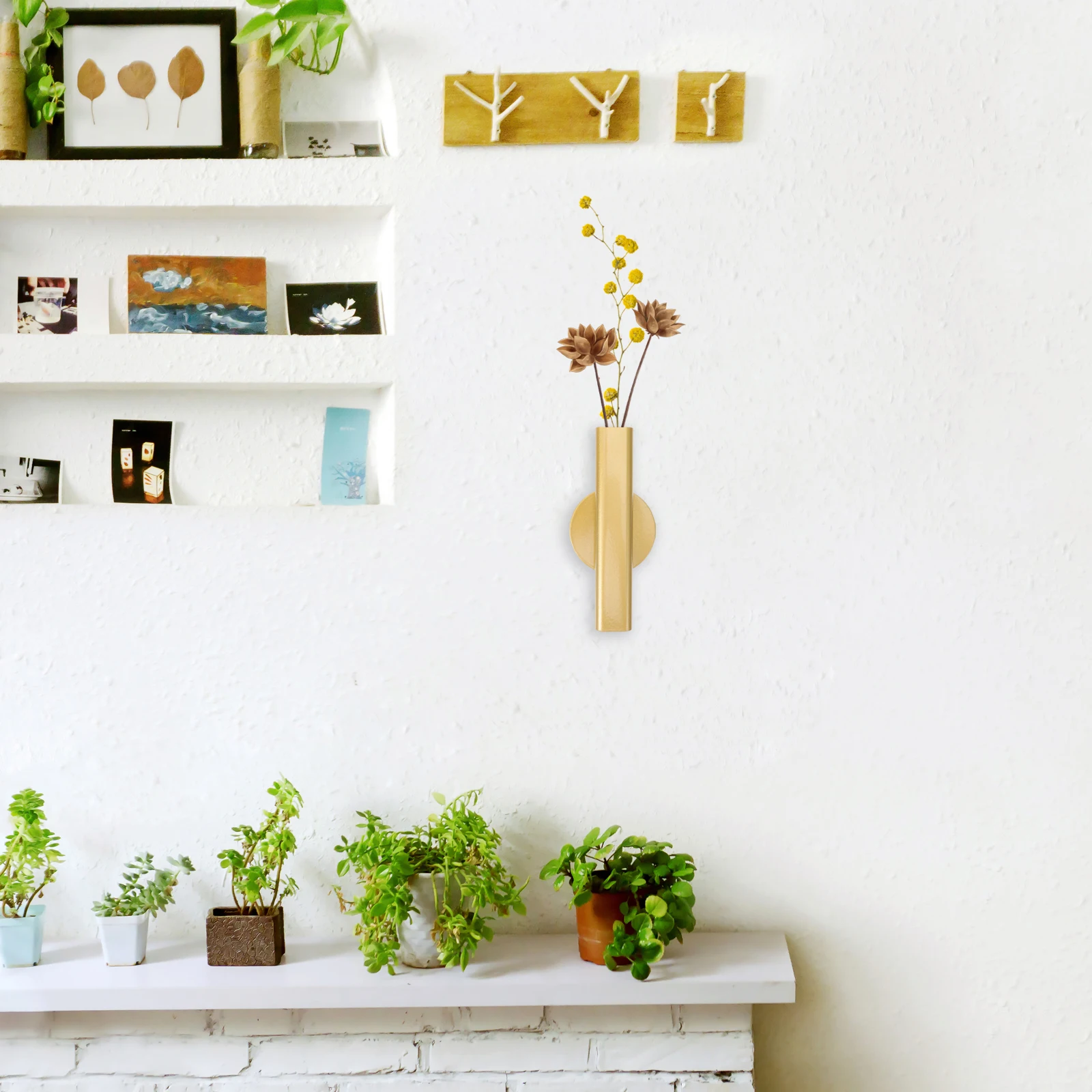 

Wall Mounted Metal Flower Vase Nordic Style Decor for Home Office Wedding Party Artificial Fresh Flowers Wall Flower Holder