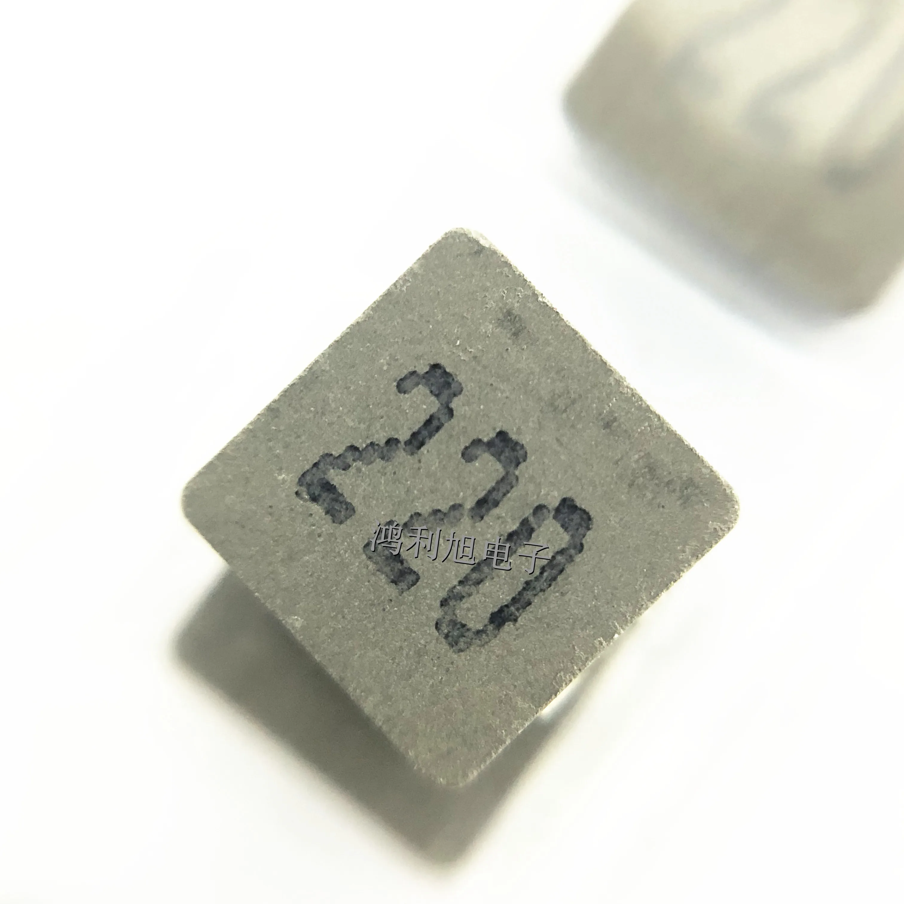 50PCS/Lot FXL0630-220-M MARKING: 220 22UH 0630 2.5A 7.0 * 6.6 * 2.8 one-piece molded inductor, brand new original stock in stock