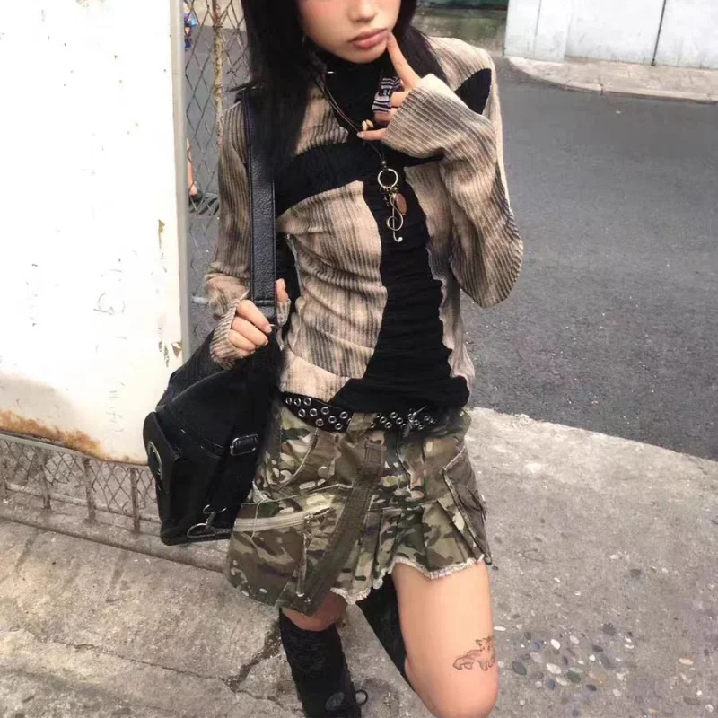 เสื้อยืดวินเทจแฟชั่นผู้หญิง แขนยาว ทรงเข้ารูป สไตล์สตรีทแวร์ Y2K ชิค เอสเธติก กรันจ์ ท็อปส์ ลายมัดย้อม ยุค 2000