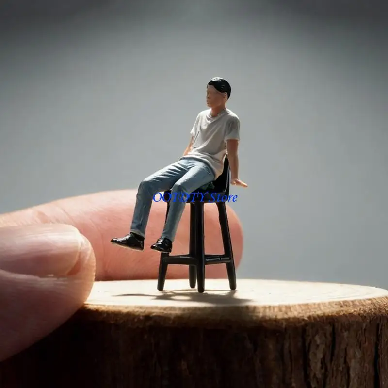 367A Realistic 1/64 Tiny Resin Human Sculpture Sitting People Figure Model For Miniature Landscape Projects Dioramas Display