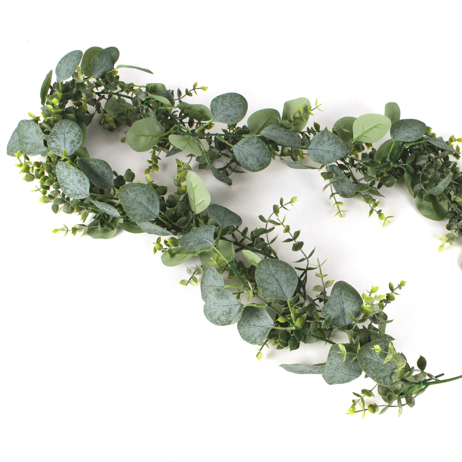 1 Stück künstliche Eukalyptusblätter, grüne Girlande, künstliche Pflanzen, Frühlingsreben mit weißen Blumen, Beeren für Hochzeit, Zuhause, Party, Deko – Detail 8