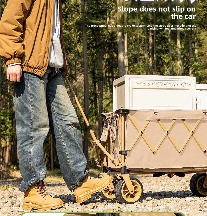 Outdoor-Camper, sammeln Sie das Modell, verlängern Sie es und fahren Sie dann den Anhänger-Campingwagen-Wagen.